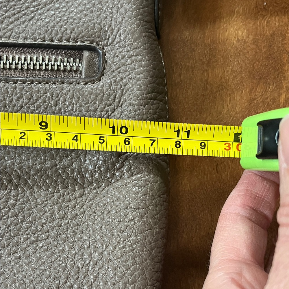 Kate Spade Taupe Leather Crossbody Bag - Picture 15 of 17